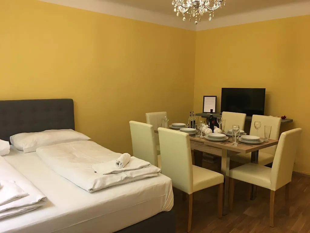 Vienna Downtown River Apartment 0*,  Austria