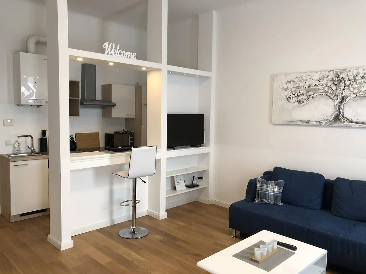 Vienna Downtown River Apartment 0*,