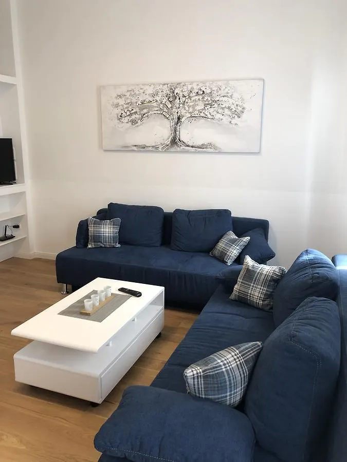 Vienna Downtown River Apartment 0*,  Austria